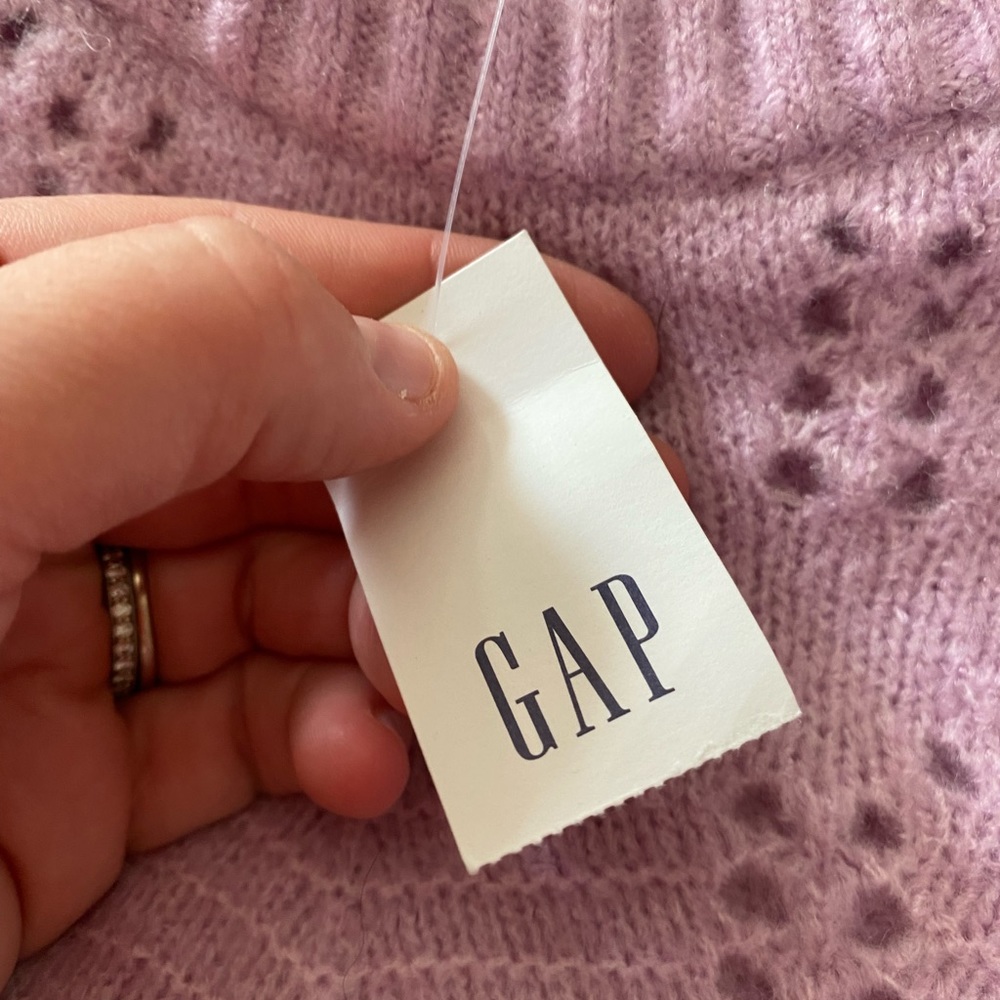 Gap sweater💜 - Picture 5 of 5